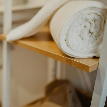 Jasta Homes Mosel, Zentral, Netflix, Waschmaschine, Terrasse, Privateingang, Erdgeschoss, Aeltester Weinort Deutschlands *