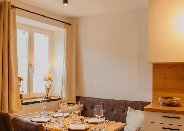 아파트 Jasta Homes Mosel, Zentral, Netflix, Waschmaschine, Terrasse, Privateingang, Erdgeschoss, Aeltester Weinort Deutschlands