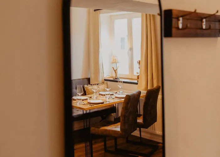 Jasta Homes Mosel, Zentral, Netflix, Waschmaschine, Terrasse, Privateingang, Erdgeschoss, Aeltester Weinort Deutschlands 아파트